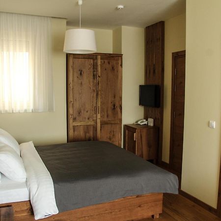 B&B Villa Panuka Pančevo エクステリア 写真