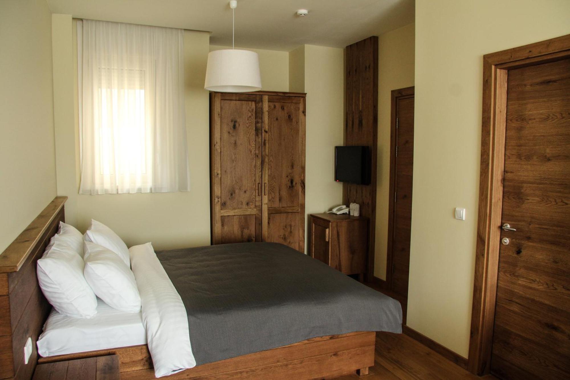 B&B Villa Panuka Pančevo エクステリア 写真