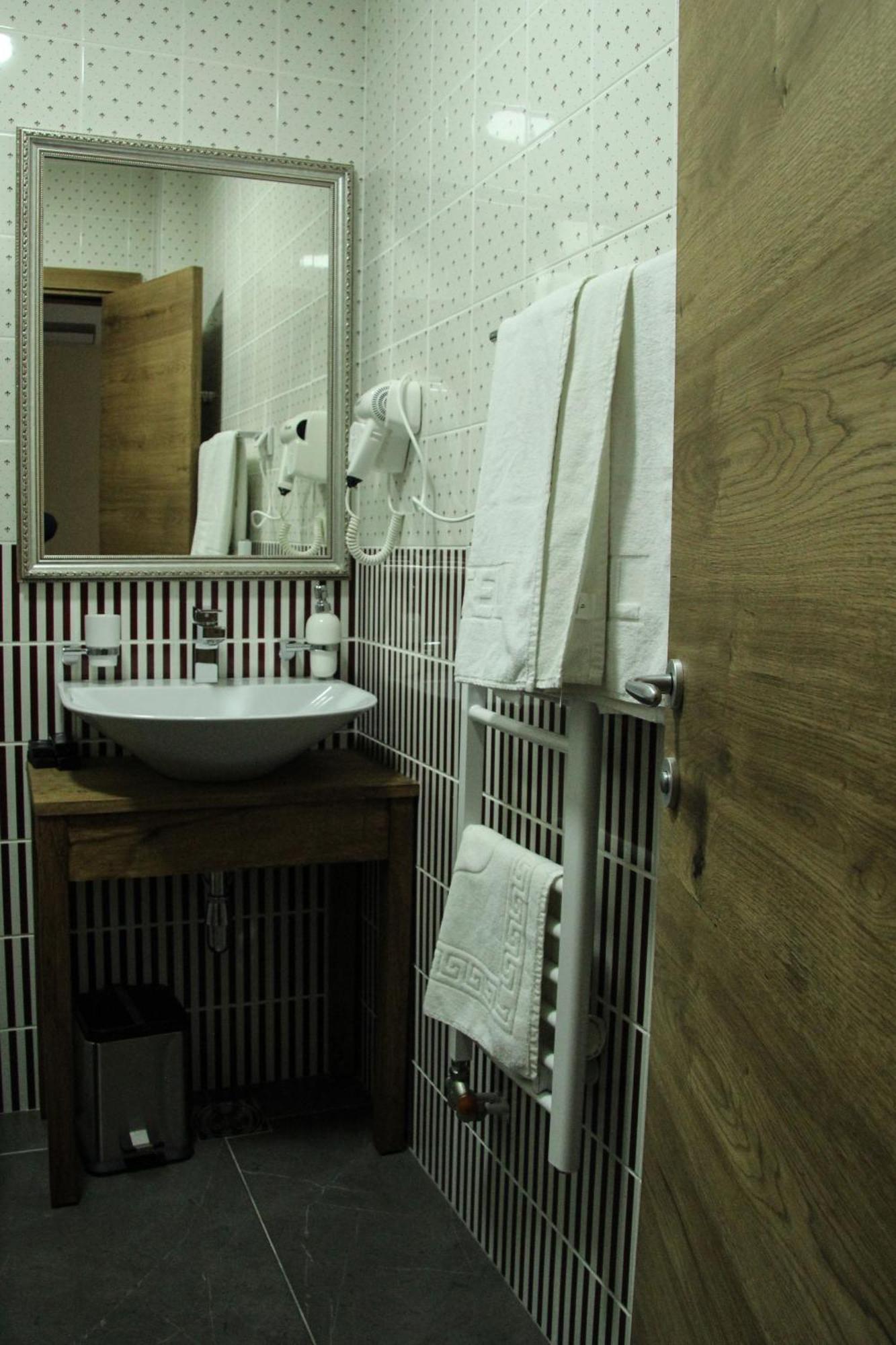 B&B Villa Panuka Pančevo エクステリア 写真