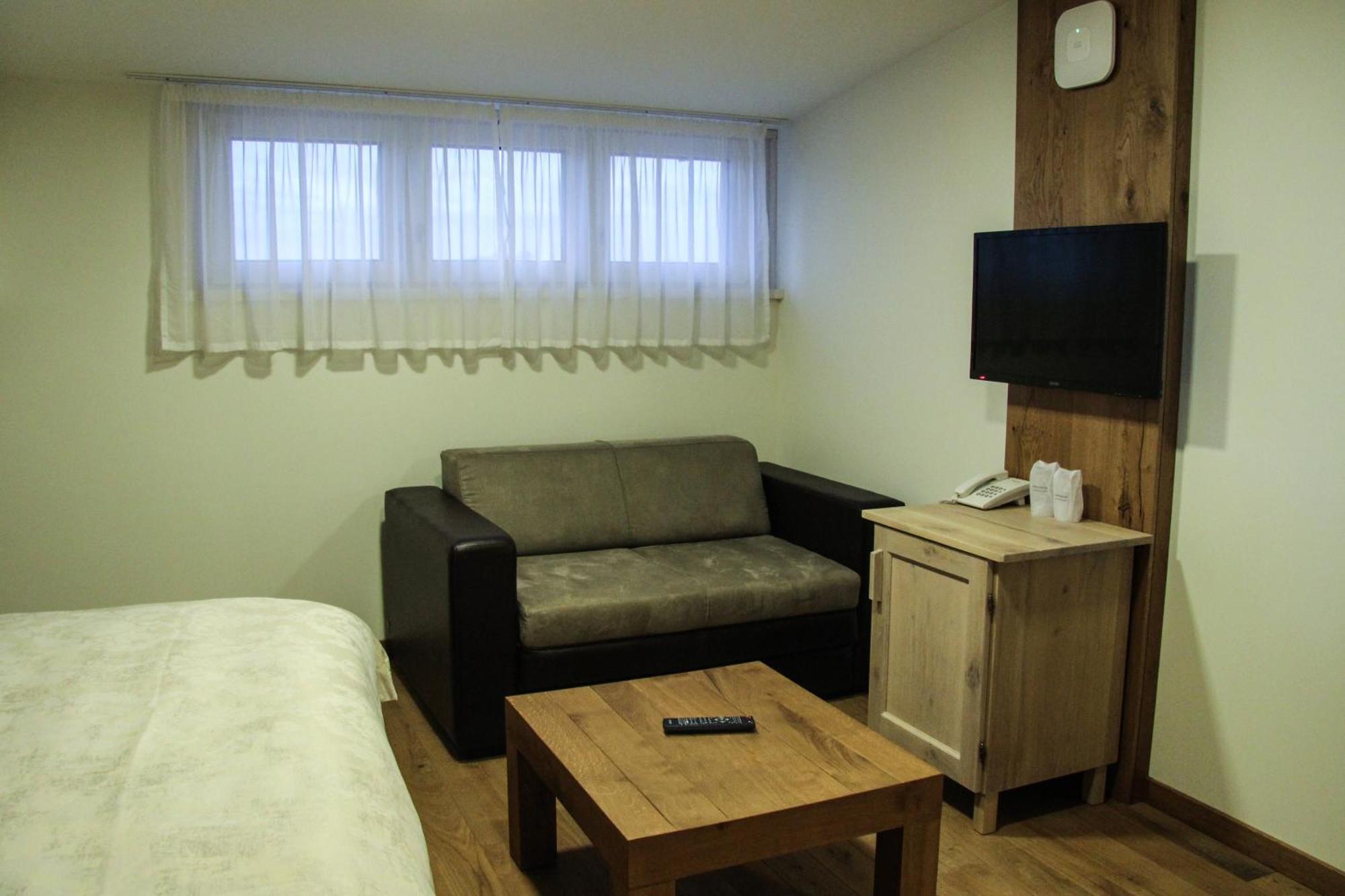 B&B Villa Panuka Pančevo エクステリア 写真
