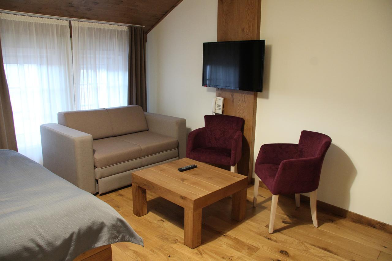 B&B Villa Panuka Pančevo エクステリア 写真