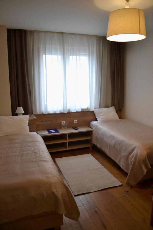 B&B Villa Panuka Pančevo エクステリア 写真